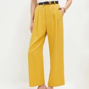 Reformation Mason Cropped Pant Turmeric - Size 0